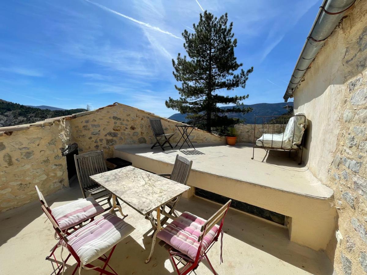La Maison De Vergol Montbrun-les-Bains Exteriör bild